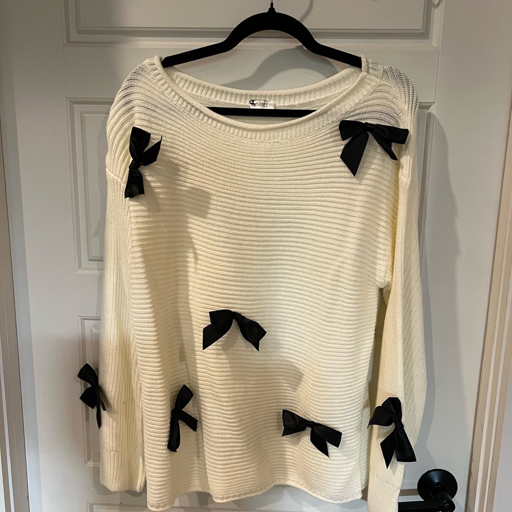 SHEIN Cream Sweater with Black Bow Accents
